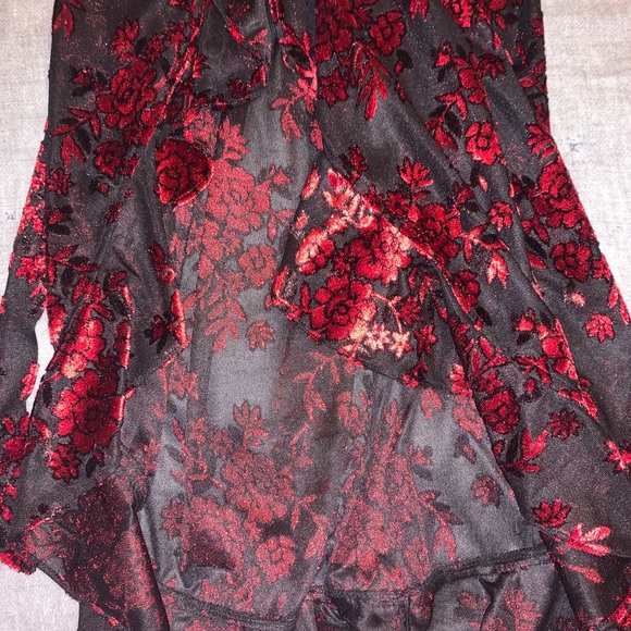 Forever 21 Contemporary Black and Red Wrap Dress - Picture 3 of 3